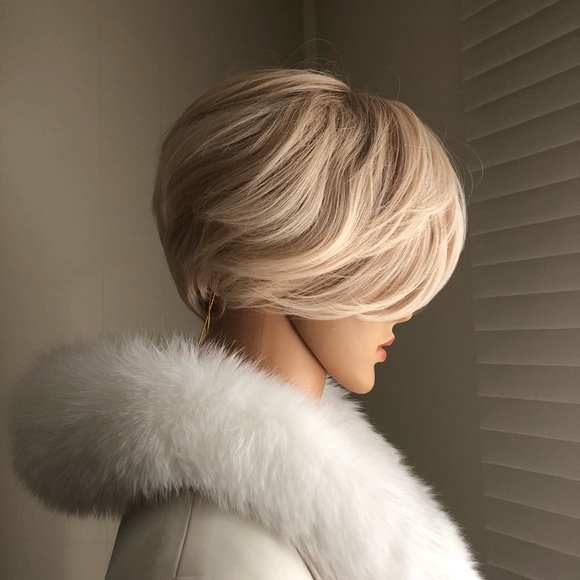 NWT 6-8” Pale blonde pixie warm dimension wig mens womens bangs unisex short - Picture 5 of 16